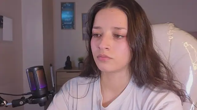 Snapshot of Amaia_Daniells chatting on January 12, 4:18 am Amaia Daniells online show from January 12, 4:18 am