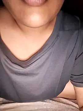 Annerae online show from December 18, 3:18 pm