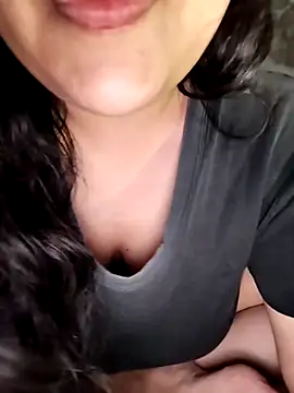 Annerae online show from March 29, 4:51 pm