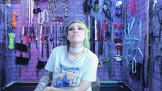 PANDORANEZZ online show from February 20, 4:50 am