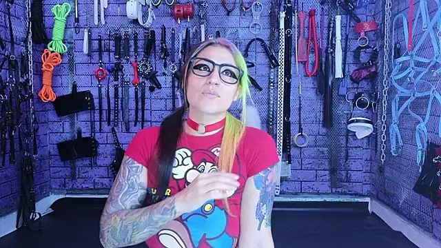 Snapshot of PANDORANEZZ chatting on March 2, 8:21 am PANDORANEZZ online show from March 2, 8:21 am