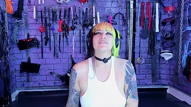 PANDORANEZZ online show from May 3, 9:54 pm