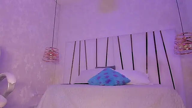 Meghan stonne  online show from January 31, 7:18 pm