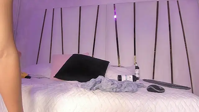 Meghan stonne  online show from March 22, 10:59 pm