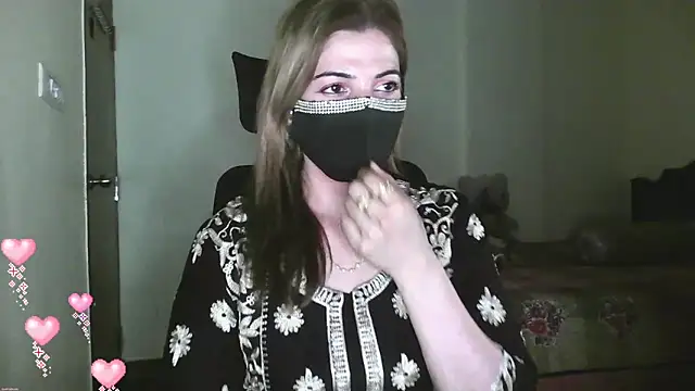 Cute Sonii online show from June 6, 1:38 pm