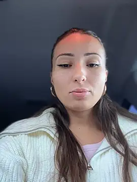 Snapshot of YOUR-KARINA chatting on January 11, 2:52 am YOUR-KARINA online show from January 11, 2:52 am