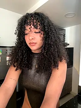 Snapshot of mariam_hill chatting on October 4, 4:16 pm mariam hill online show from October 4, 4:16 pm