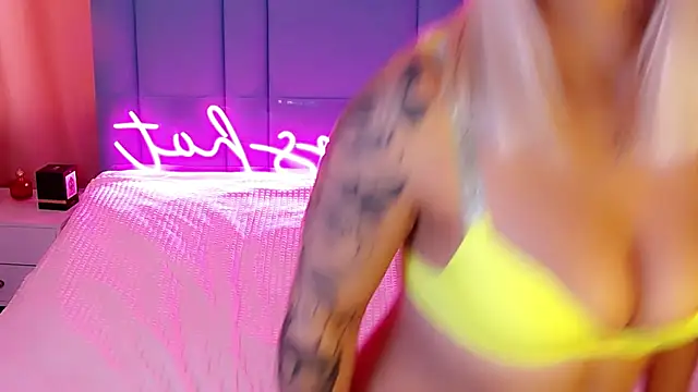 AllwaysHotJ online show from December 2, 6:41 am