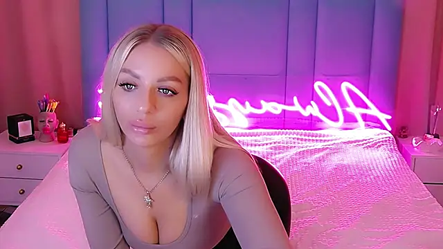 AllwaysHotJ online show from January 18, 2:36 am