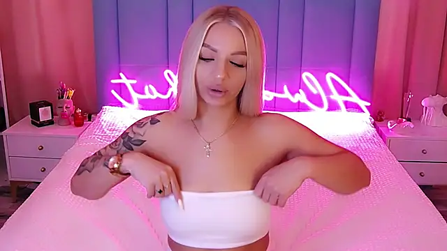 AllwaysHotJ online show from January 23, 2:44 am