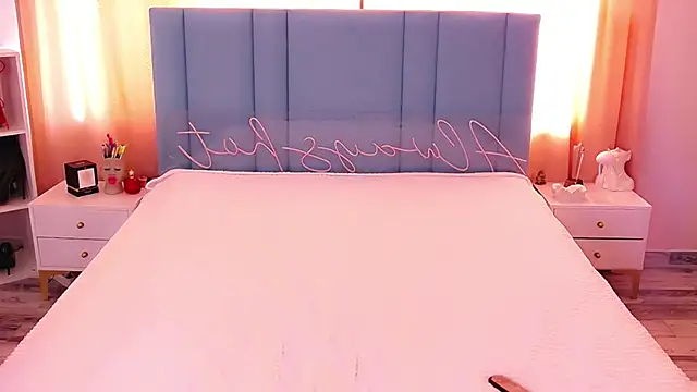 AllwaysHotJ online show from February 23, 5:56 am