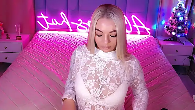 AllwaysHotJ online show from January 16, 2:26 am