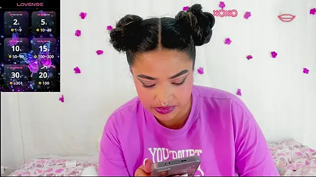 Snapshot of moana_taylor chatting on November 25, 9:31 am moana taylor online show from November 25, 9:31 am