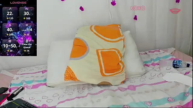 Snapshot of moana_taylor chatting on November 30, 12:25 am moana taylor online show from November 30, 12:25 am