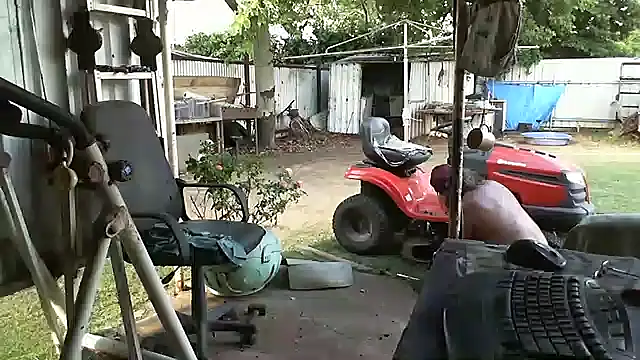 Snapshot of herbie010666 chatting on January 9, 7:52 am herbie010666 online show from January 9, 7:52 am