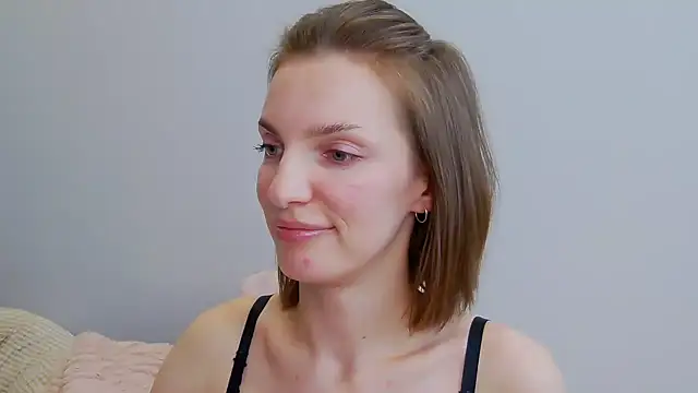 Snapshot of Beauty_Alex chatting on December 25, 7:46 am Beauty Alex online show from December 25, 7:46 am