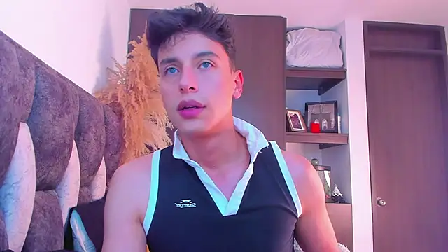 I Gabriel online show from January 1, 3:23 am