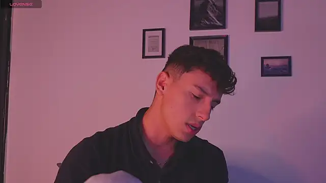 I Gabriel online show from January 9, 4:15 am