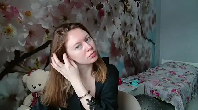 ConnieDaw online show from December 19, 6:23 am