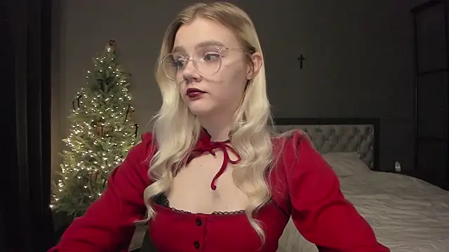 Snapshot of allotropp chatting on January 5, 7:28 pm allotropp online show from January 5, 7:28 pm