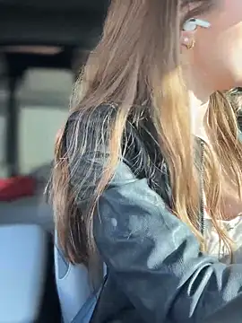 Snapshot of lunagirl13 chatting on January 16, 9:08 pm lunagirl13 online show from January 16, 9:08 pm