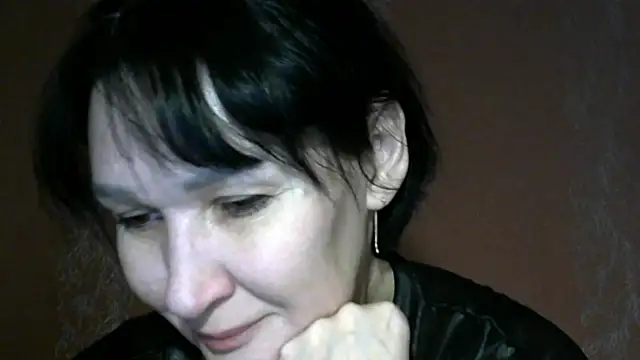 PrettyAndWild online show from January 17, 2:44 pm
