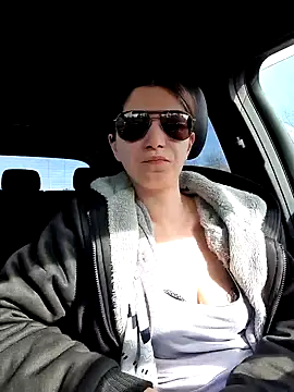 Snapshot of Geile-Luna chatting on March 4, 12:33 pm Geile-Luna online show from March 4, 12:33 pm