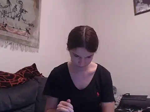 Snapshot of Geile-Luna chatting on September 18, 6:21 pm Geile-Luna online show from September 18, 6:21 pm