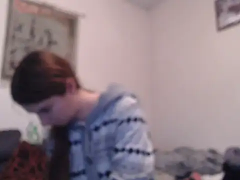 Snapshot of Geile-Luna chatting on December 3, 7:12 pm Geile-Luna online show from December 3, 7:12 pm