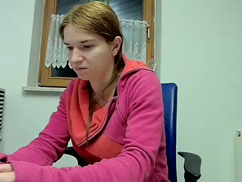 Snapshot of Geile-Luna chatting on February 12, 6:58 pm Geile-Luna online show from February 12, 6:58 pm