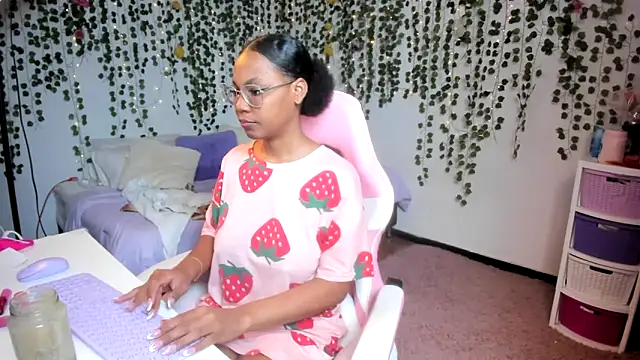 violeta milleer online show from September 20, 3:13 pm