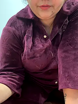 Preet Kaur 69 online show from December 2, 3:18 pm