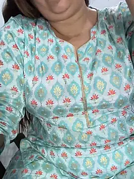 Preet Kaur 69 online show from March 1, 9:33 am