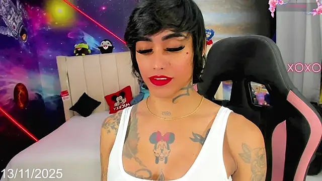 Nella Dolls online show from November 13, 8:52 pm