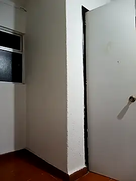 Snapshot of Latinopervs chatting on February 6, 6:18 am Latinopervs online show from February 6, 6:18 am