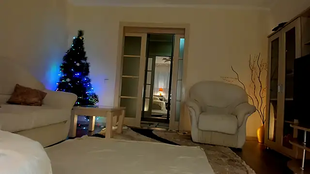 Butterfly-  online show from December 29, 3:54 am