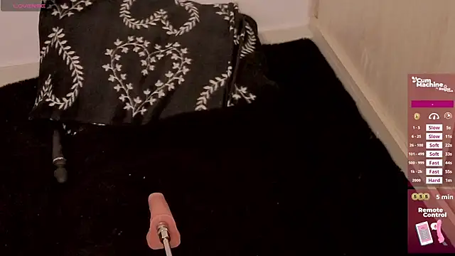 valery adams1 online show from April 8, 4:23 am