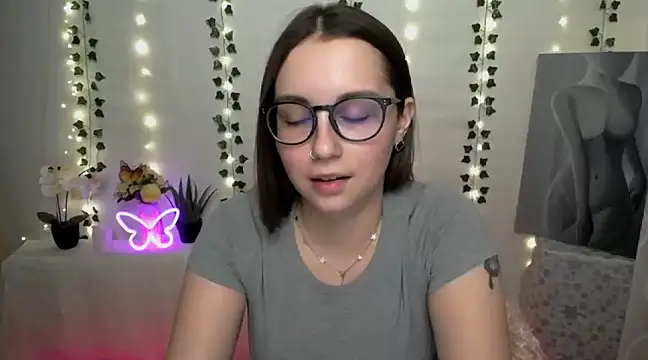 SweetPrincess  online show from February 26, 6:37 am