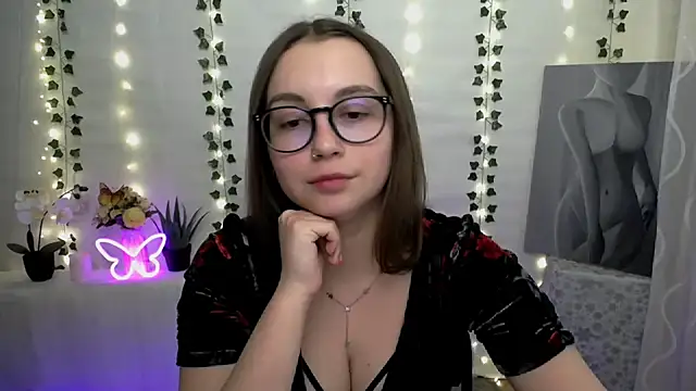 SweetPrincess  online show from March 13, 12:46 pm