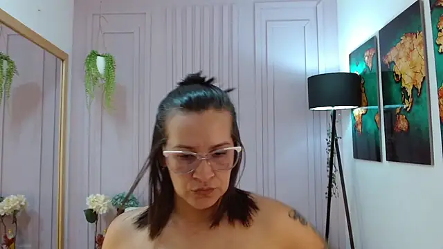 Britney taylor  online show from January 23, 9:39 pm