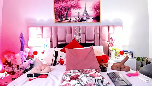 Anaa Bellaa online show from December 5, 12:25 pm