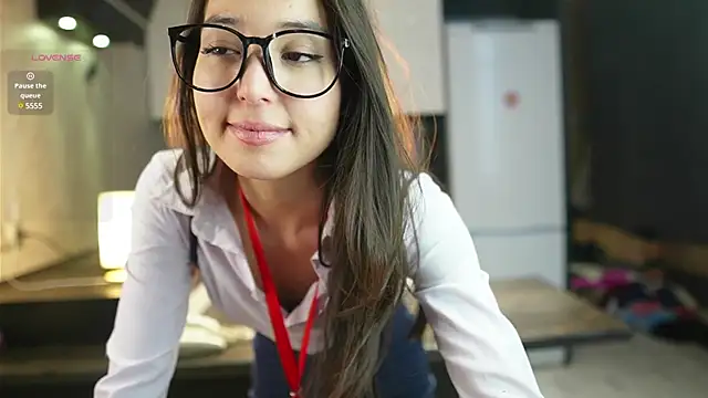 mary shiota online show from December 21, 4:52 am