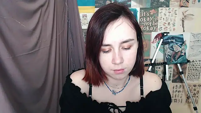 VeryVeryVeryShy  online show from January 16, 6:46 am