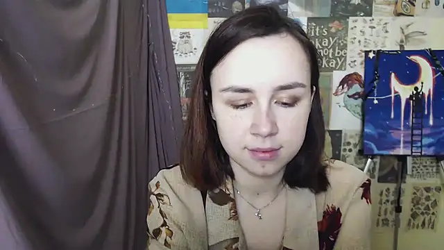 VeryVeryVeryShy  online show from March 20, 8:20 am