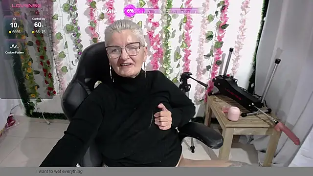 Snapshot of bety-cum2 chatting on January 3, 9:05 pm bety-cum2 online show from January 3, 9:05 pm