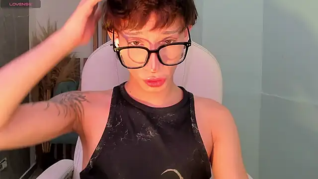AndyWiilliams online show from May 24, 9:53 pm