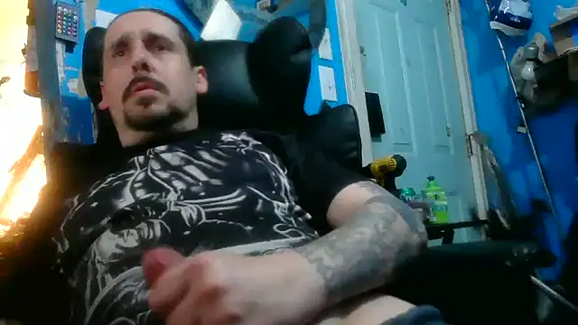 faded206 online show from April 30, 3:51 pm