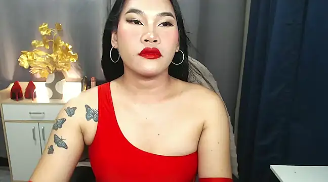 Ur Fantastic Lina online show from January 17, 9:17 pm