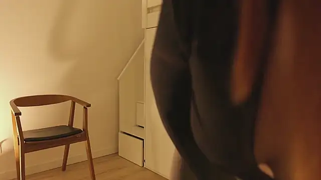 hee jeen online show from December 15, 1:54 pm