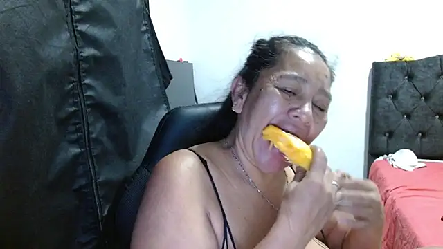 katia mature online show from October 1, 3:45 am